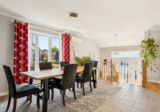Maison à vendre - 256 Rue Dolores, Saint-Amable, J0L 1N0