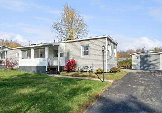 Maison à étages à vendre - 1595 Rue Rolland, Les Cedres, J7T1K6