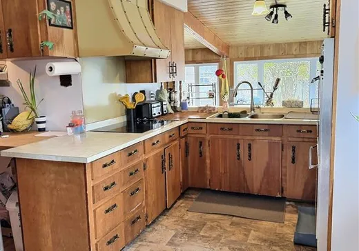 Maison à vendre - 450 6e Rue, Amos, J9P 3V7