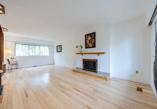 Maison à vendre - 8 Boul. St-Charles, Beaconsfield, H9W 2W9