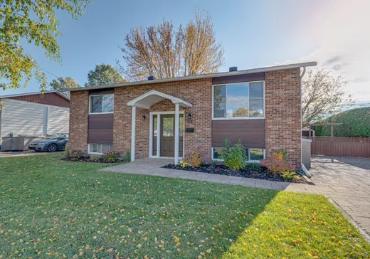 Maison à étages à vendre - 13 Rue Pelletier, Salaberry-de-Valleyfield, J6T6B6