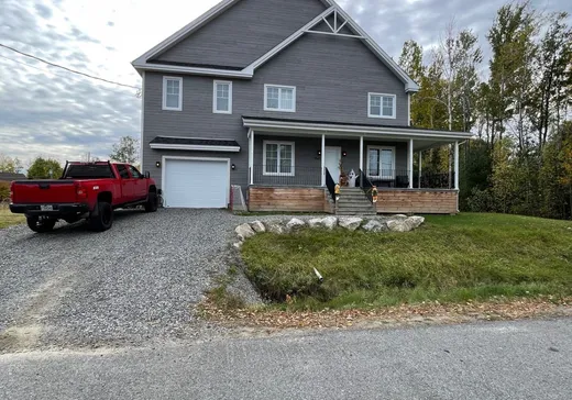 Maison à étages à vendre - 1541 Place d'Anjou, Ste-Julienne, J0K2T0