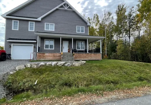 Maison à vendre - 1541 Place d'Anjou, Ste-Julienne, J0K 2T0