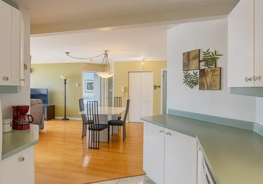 Condo à vendre - 3001 Rue des Émeraudes, App. 225, St-Hubert, J4T 3T7