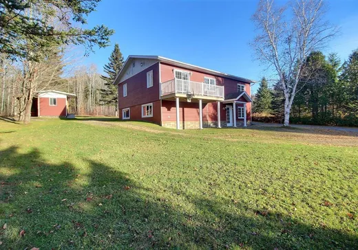 Maison à étages à vendre - 83 Ch. Brissette, Témiscouata-sur-le-Lac, G0L2B0