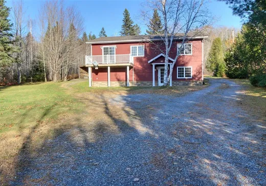 Maison à vendre - 83 Ch. Brissette, Témiscouata-sur-le-Lac, G0L 2B0