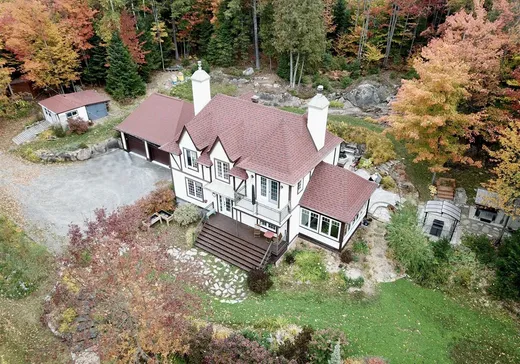 Two or more stories for sale - 326 Ch. Filion, Ste-Anne-Des-Lacs, J0R1B0