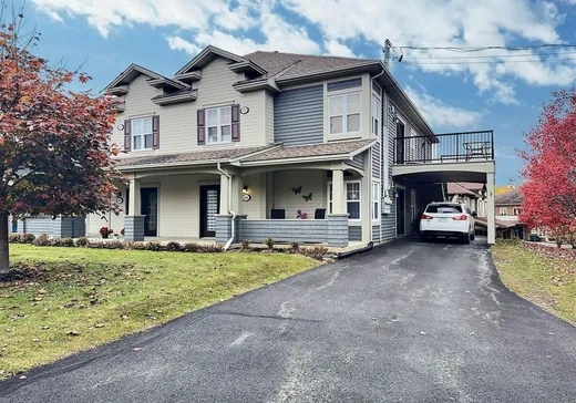 Condo à vendre - 950 Rue Albert-Charpentier, Sherbrooke, J1L0E3