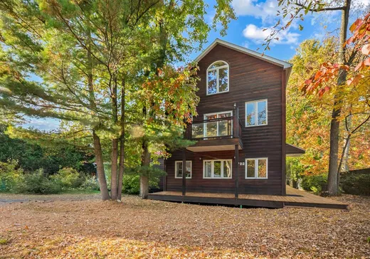 Two or more stories for sale - 1792-1794 Rue des Tulipes, Carignan, J3L5E6