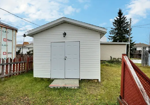 Maison à vendre - 21 Rue Blais, Amos, J9Z 1R8