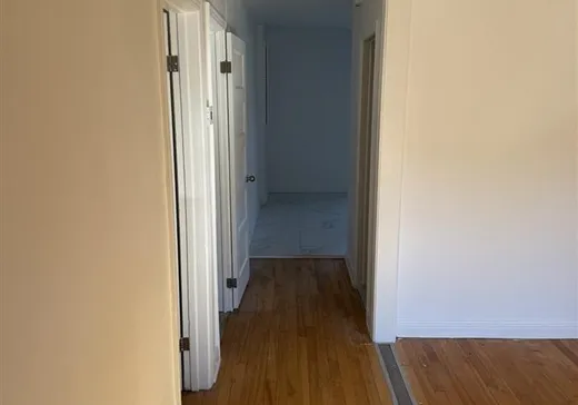 Maison à vendre - 677 75e Avenue, Laval (Chomedey), H7V 2Y4