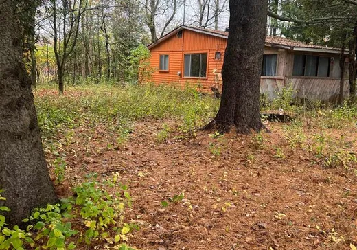 Bungalow à vendre - 660 Rue des Plaines, Lachute, J0V1X0