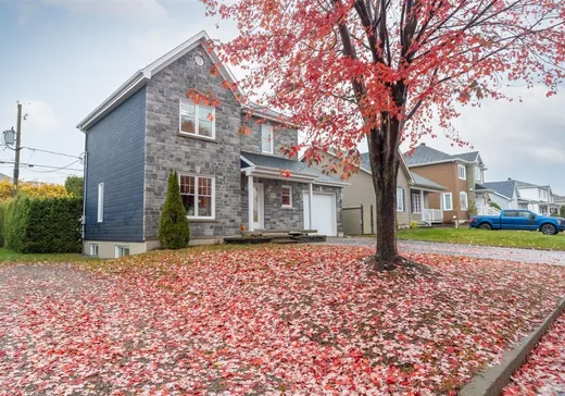 Maison à vendre - 2044 Rue du Zénith, Saint-Emile, G3E 2K6