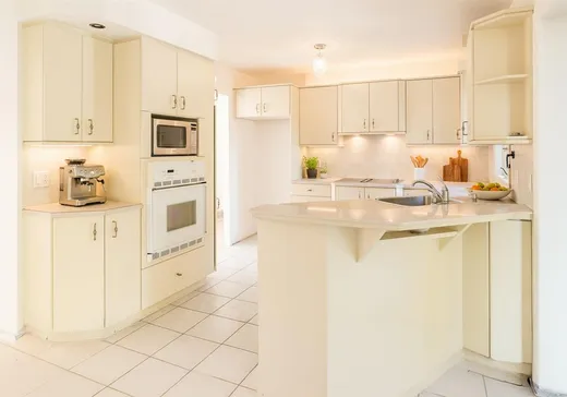 Maison à vendre - 4240 Av. Maupassant, Brossard, J4Y 1K5