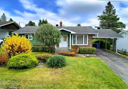 Bungalow for sale - 940 Rue Fraser, Magog, J1X3E2