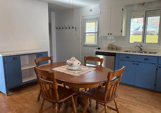 House for sale - 177 Rue St-Marc, Coaticook, J1A 2M4