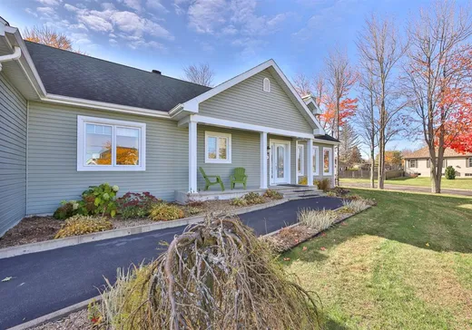 House for sale - 48 Rue Rochefort, Saint-Robert, J0G 1S0