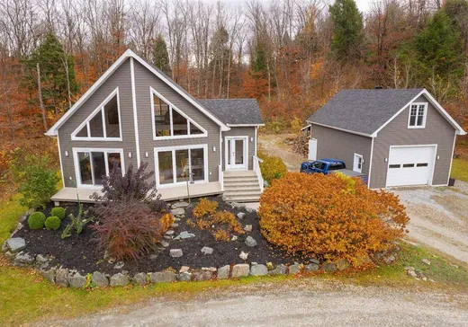 Two or more stories for sale - 399 Ch. Dulude, Orford, J1X6P4