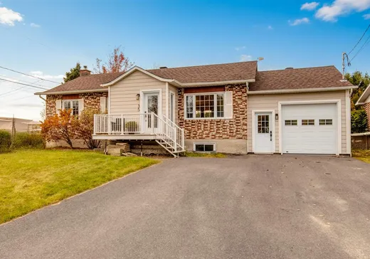 Bungalow à vendre - 35 Rue Martin, Drummondville, J2A2C9