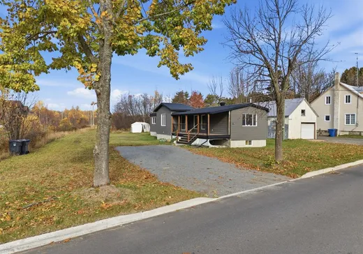 Bungalow à vendre - 221 Rg St-Antoine, Sainte-Sophie-de-Lévrard, G0X3C0