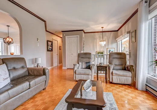 Maison à vendre - 2106 Tsse Jourdain, Sainte-Sophie, J5J 1K1