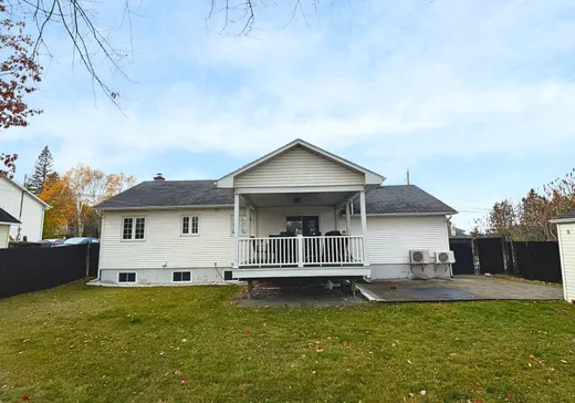 House for sale - 1415 Rue Émile-Cambron, Fleurimont, J1E 3M6