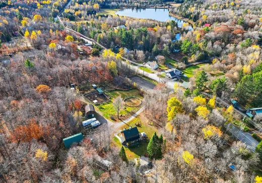 Fermette à vendre - 580 Ch. de la Carrière, St-Hippolyte, J8A 1E9