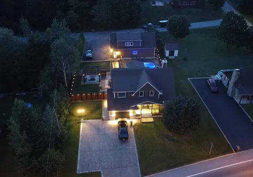 Maison à étages à vendre - 193 Av. Ste-Brigitte, Ste-Brigitte-De-Laval, G0A3K0