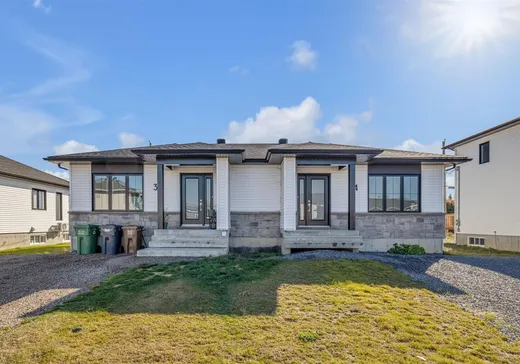 Bungalow à vendre - 34 Rue Georgette-Moisan, Ste-Catherine-De-La-J-Cartier, G3N3G3
