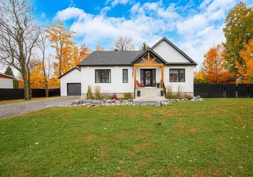 Bungalow à vendre - 1601 Rue Principale, Saint-Amable, J0L1N0