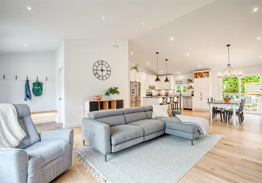 Maison à vendre - 1601 Rue Principale, Saint-Amable, J0L 1N0