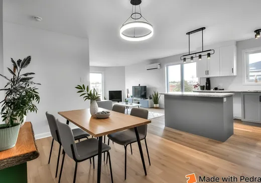 Condo à vendre - 2420 Rue Henriette-Céré, St-Hubert, J3Y 9B6