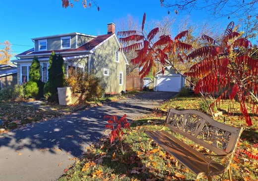 Maison à vendre - 51 Rue Crown, Weedon, J0A 1J0