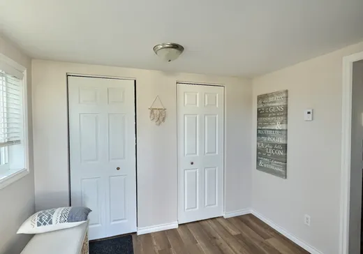 Maison à vendre - 2571 Rue des Genévriers, Rock Forest-Saint-Élie-Deauville, J1R 0G8