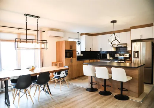 Maison à vendre - 987-987A Rue Georges-Samson, Lévis, G6Z 1X4