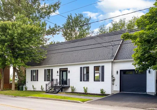 Two or more stories for sale - 349Z Ch. des Patriotes, Saint-Mathias-sur-Richelieu, J3L6B4