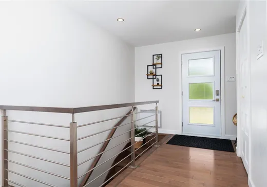 Maison à vendre - 225 Rue des Pivoines, Mont-Laurier, J9L 3G3