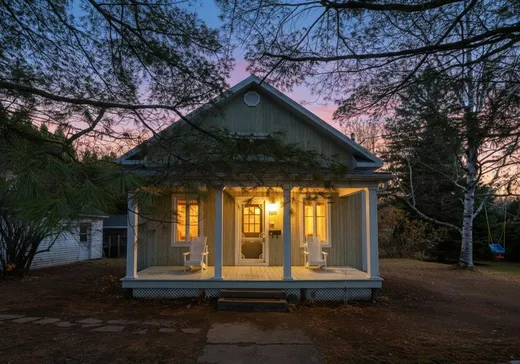 Maison à étages à vendre - 1090 Av. St-Louis, Portneuf, G0A2Y0