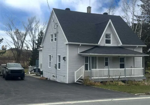Maison à vendre - 4427 Rue Principale, Notre-Dame-Auxiliatrice-de-Buckland, G0R 1G0