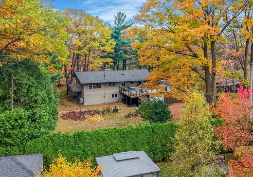 House for sale - 655 Rue Cardinal, Mont-Saint-Hilaire, J3H 3Z4