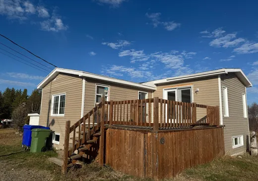 House for sale - 18 Rue Bilodeau, Sept-Îles, G0H 1A0