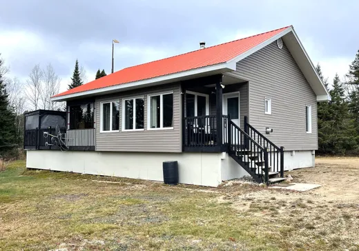 Maison à vendre - 106 Riv. Bostonnais, La Tuque, G9X 3P2