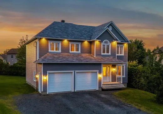 Two or more stories for sale - 713 Rue Charny, Rock Forest, J1N0R3