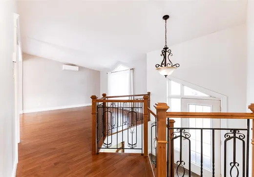 Maison à vendre - 400 Boul. de Normandie S., Farnham, J2N 0E6