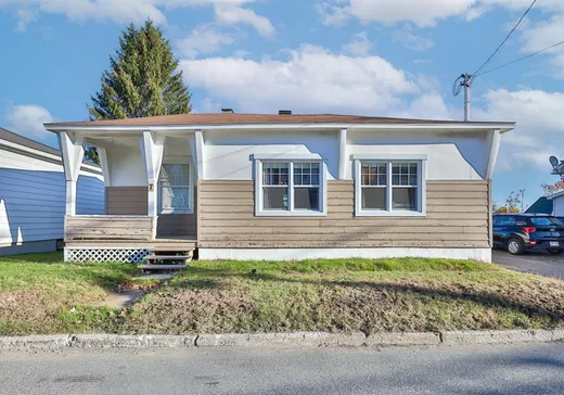 Bungalow for sale - 7 Route 143, St-Francois-Du-Lac, J0G1M0