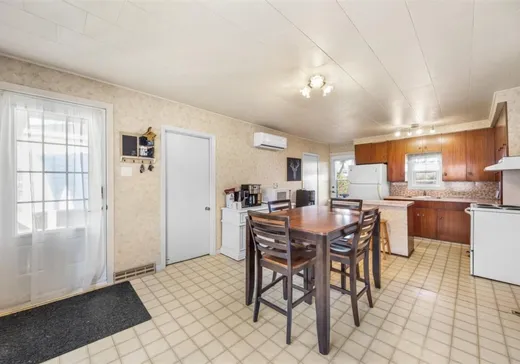 Maison à vendre - 7 Route 143, St-Francois-Du-Lac, J0G 1M0