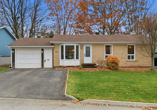 Maison à vendre - 84 Rue Lévesque, Sherbrooke, J1E 1M3