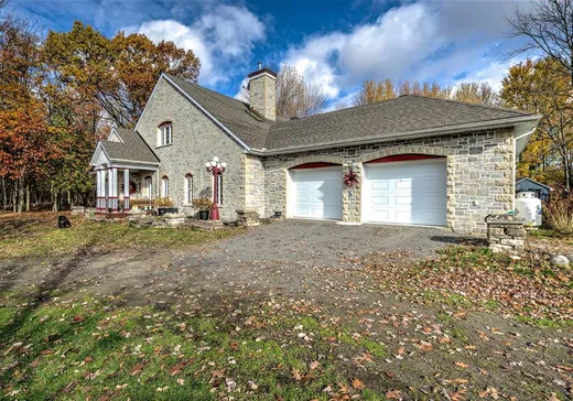 House for sale - 14 Place de la Belle-Vue, Brownsburg-Chatham, J8G 1T4