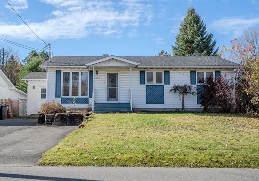 Bungalow à vendre - 41 Rue Fabre, Drummondville, J2B3C8