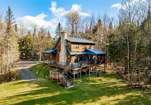 House for sale - 11 Rue de la Pommeraie, Sherbrooke, J0B 3G0